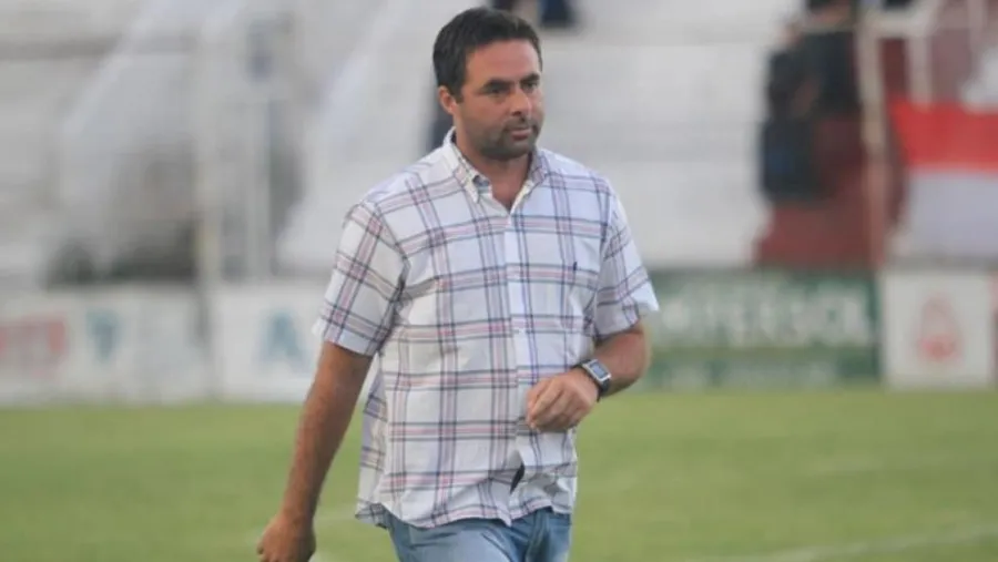 Hugo Fontana dirigirá a Atlético Paraná en el Torneo Regional Amateur