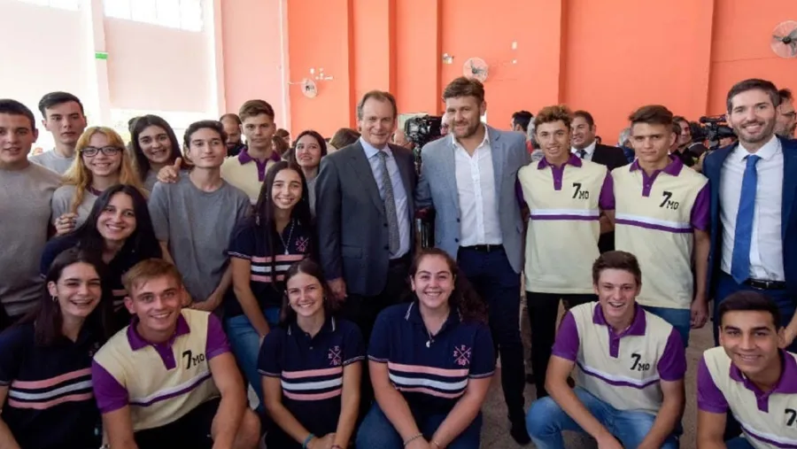 Becas.