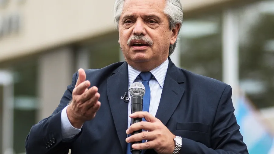 Alberto Fernández