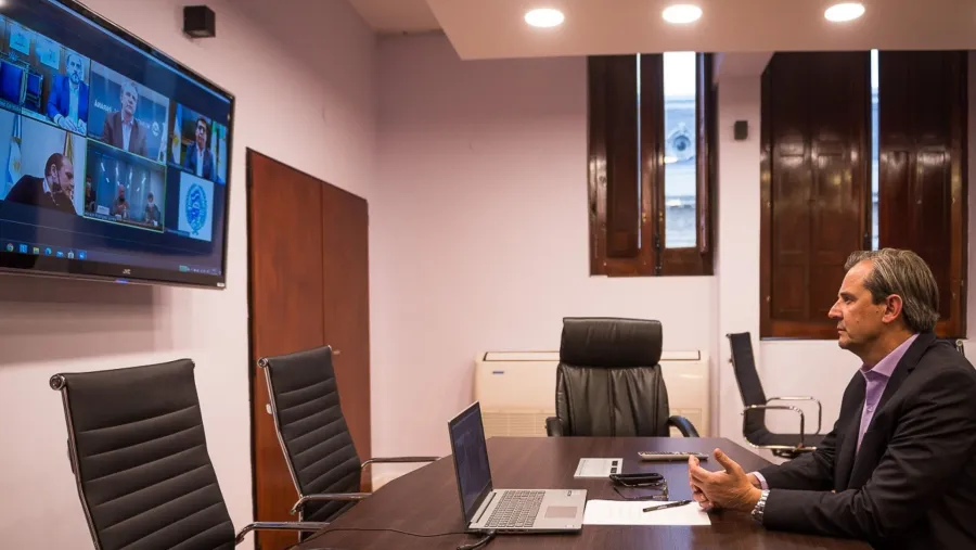 Adán Bahl en videconferencia con intendentes 