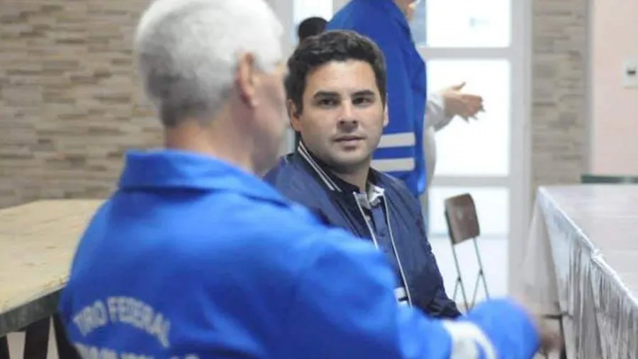 Gustavo Bastian.