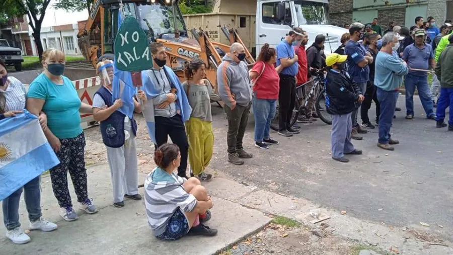 protesta vecinos calle Racedo