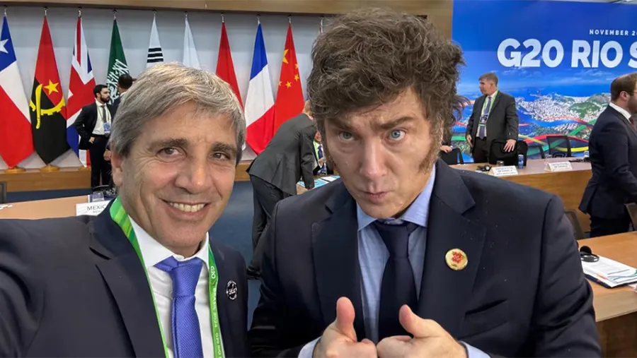 Javier Milei y Luis “Toto” Caputo.