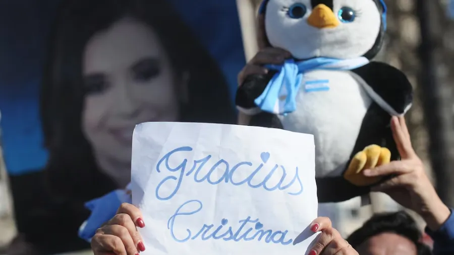 Marcha a Plaza de Mayo en apoyo a CFK.