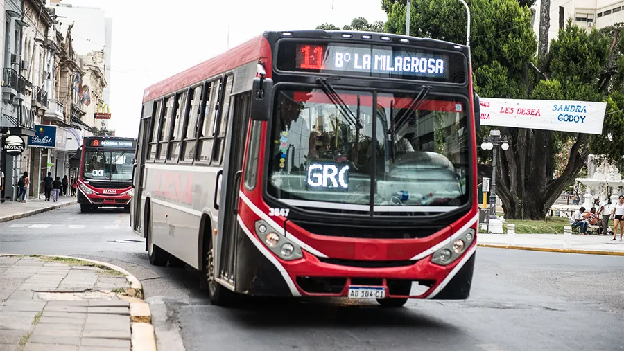 En Paraná se dispuso de una nueva grilla de horarios para los colectivos que estará vigente desde el 24 al 28 de agosto.