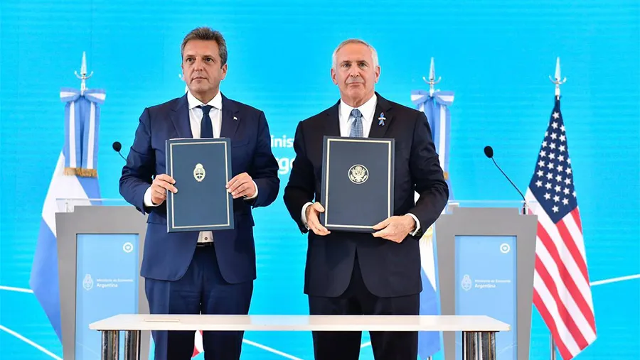 Cuándo y cómo comenzará a regir el convenio entre ambos países, que podría ser el puntapié inicial para un nuevo blanqueo de capitales.