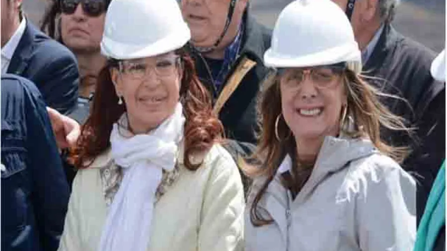 Cristina Fernández, junto a su cuñada, Alicia Kirchner