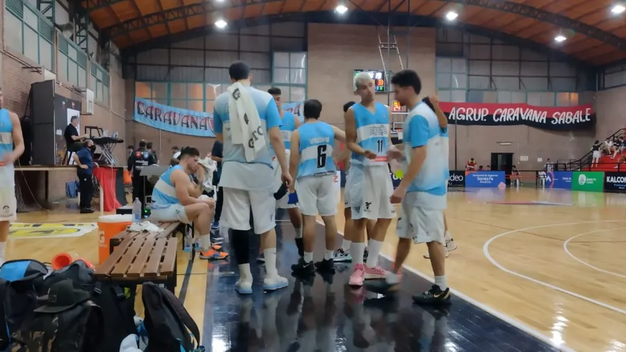 En caída libre: Echagüe sufrió su décima derrota y sigue sin ganar en la Liga Argentina