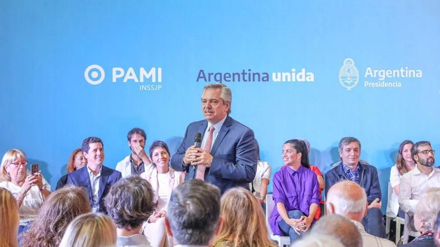 Alberto Fernández