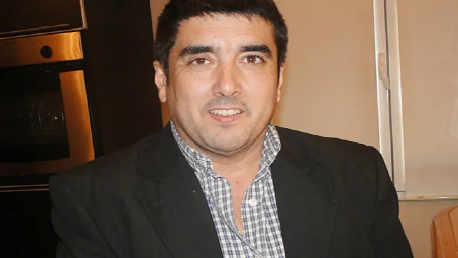 Adrián Fuertes