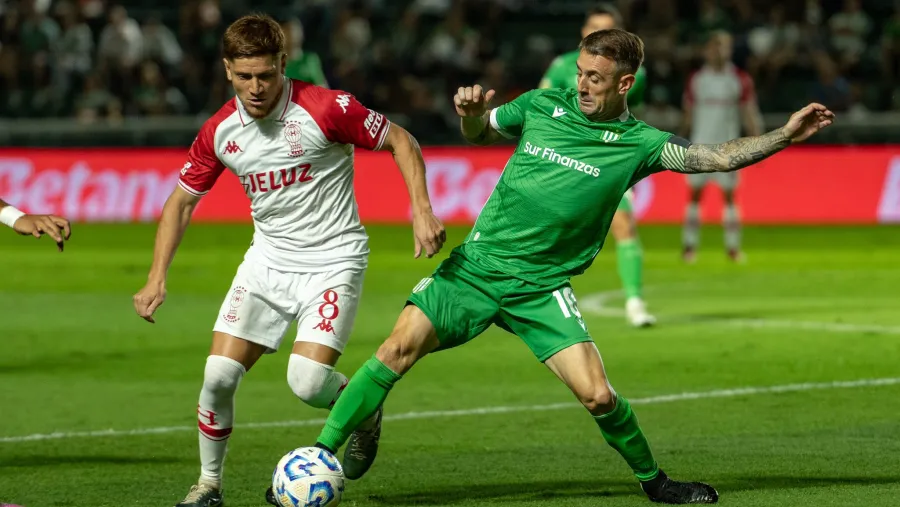 Huracán empató en su visita a Banfield y no pudo alcanzar a Tigre en la punta