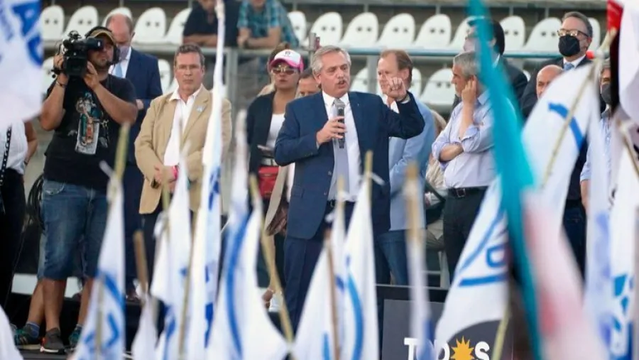 Alberto Fernández