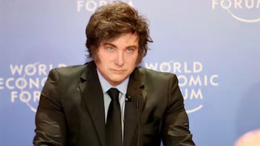 El presidente Javier Milei compartió hoy en Suiza un encuentro de trabajo con CEOs y directivos de importantes empresas y holdings “Country Strategy Dialogue on Argentina”, en el marco de su participación en el Foro de Davos.
