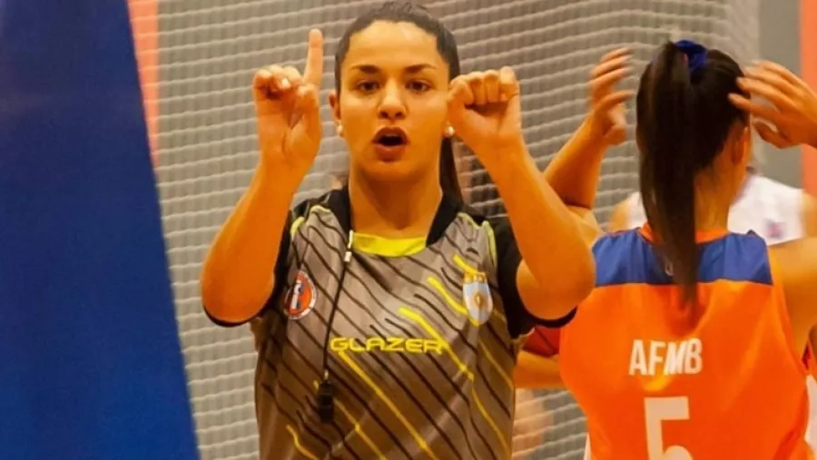 Básquet: por primera vez, una mujer dirigirá un partido de Liga Provincial de Mayores