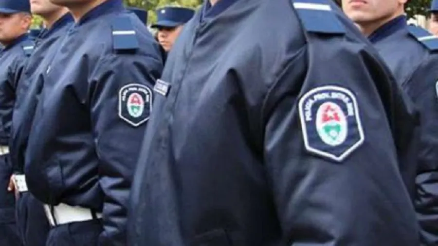 Policía