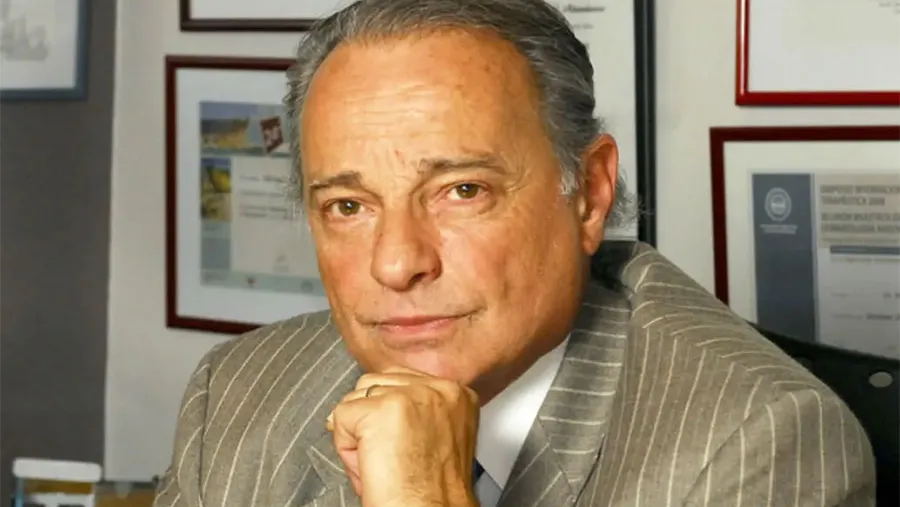 Máximo Ravenna.