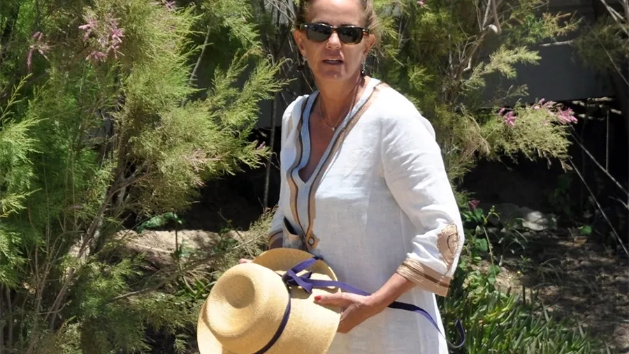 Silvia Saravia.