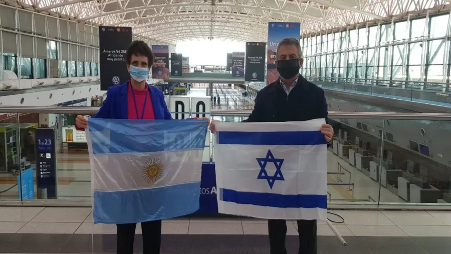 Sergio Urribarri embajador viajando a Israel