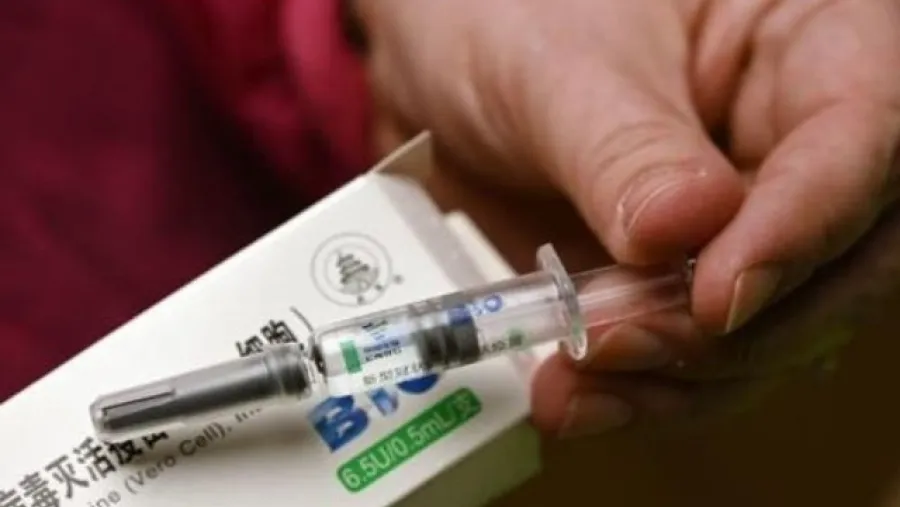 ANMAT recomendó la aplicación de la vacuna Sinopharm para mayores de 60 años