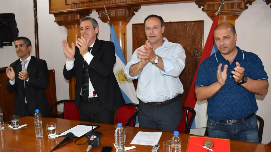 José Luis Walser recibió el mando de la Municipalidad de Colón