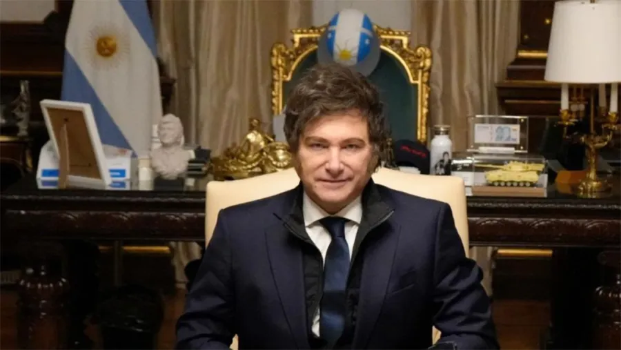 Javier Milei en su despacho