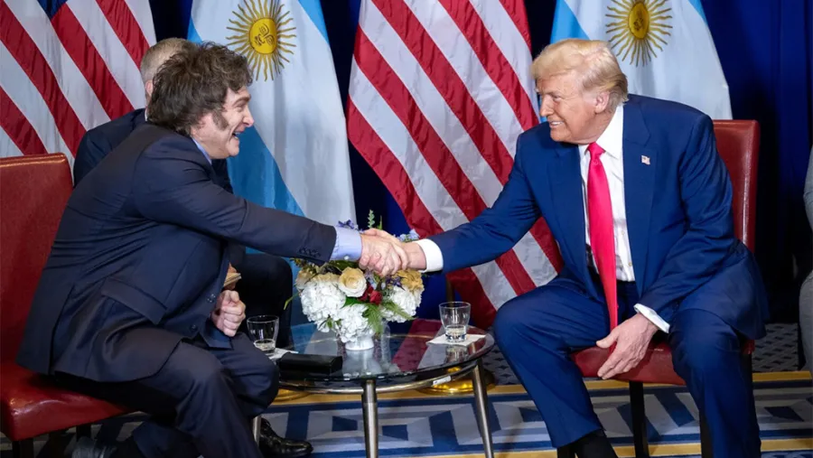 Javier Milei y Donald Trump.
