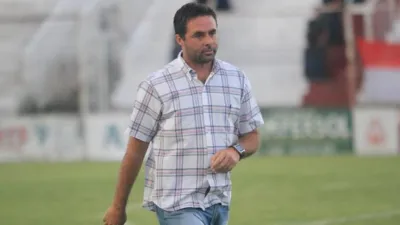 Hugo Fontana dirigirá a Atlético Paraná en el Torneo Regional Amateur