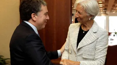 Lagarde renuncia al FMI