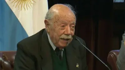Adolfo Golz.