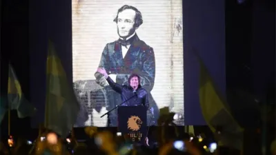 De la obra de Alberdi no surge el pensamiento anarco-capitalista y autoritario que expresa Milei.
