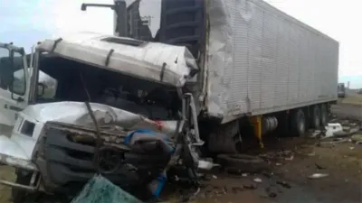 choque de camiones ruta 9 