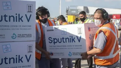 Hasta el momento, Aerolíneas Argentinas trajo desde Moscú más de 6 millones de dosis de la vacuna Sputnik V.