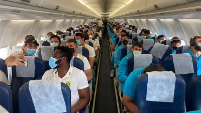 Con el concordiense Marcos Kremer, Los Pumas viajaron hacia Australia
