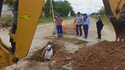 Comenzó la obra de ampliación de redes de agua y cloacas en General Galarza