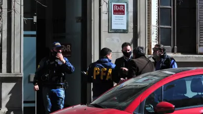 AFIP allanó un estudio contable por una causa que involucra a Cristina Fernández