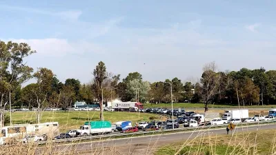 TC: quejas por largas colas y demoras en las cercanías al autódromo de Paraná