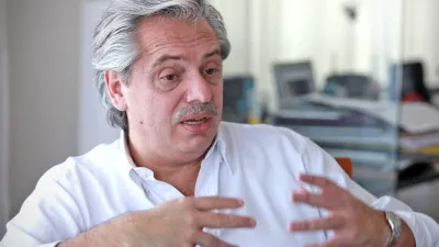 Alberto Fernández
