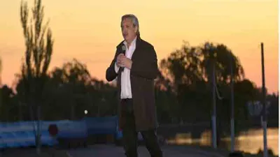 Alberto Fernández
