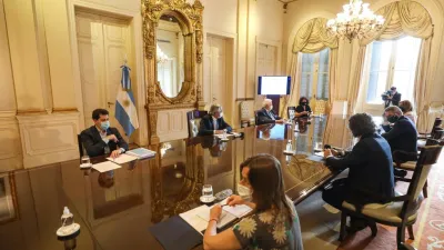 Fernández Comité de Vacunación