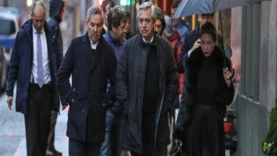 Alberto Fernández en Berlín, tras almorzar con su comitiva