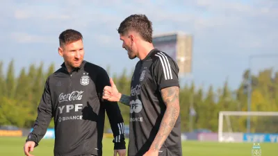 Eliminatorias: Argentina tuvo un entrenamiento abierto pensando en Venezuela