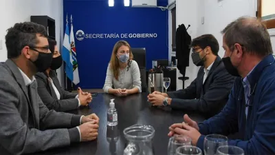 La pandemia fue tema de análisis entre el Comité Capital de la UCR y autoridades municipales.