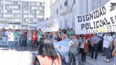 La Multisectorial marchó en defensa del sistema previsional provincial