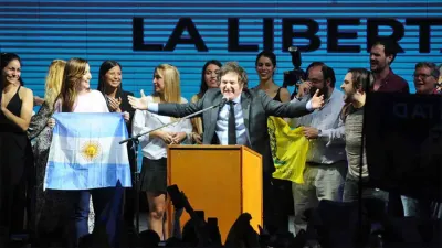 Mensaje. Milei sostiene que sus soluciones son las únicas que valen y que se apoyan en un diagnóstico que es el único que vale.