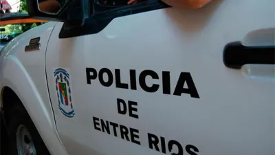 La Policía fue hasta una quinta de Paraná, pensando que había una fiesta clandestina, pero era una reunión de trabajo de funcionarios municipales.