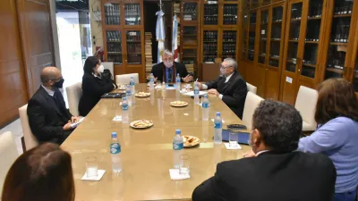 reunión en el CAER