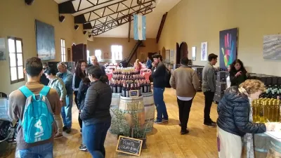 Alumnos de Enología y Fruticultura de San José participaron de jornadas en Victoria