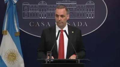 Manuel Adorni