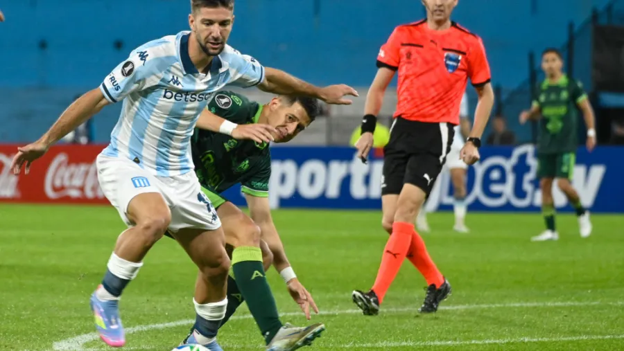 Copa Libertadores: Racing perdió con Bucaramanga y quedó en deuda en Avellaneda