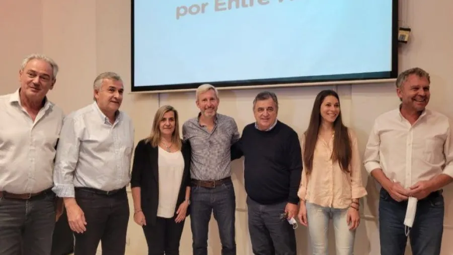 En Paraná, Morales y Negri dieron su apoyo a la lista que encabeza Frigerio En Paraná, Morales y Negri dieron su apoyo a la lista que encabeza Frigerio